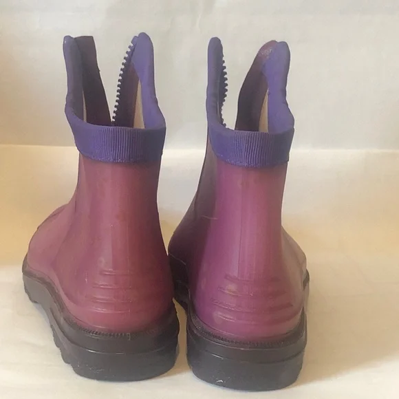 Chanel ankle rain boots kids size 5; waterproof, skid resistant, bleach droplets - Picture 9 of 12